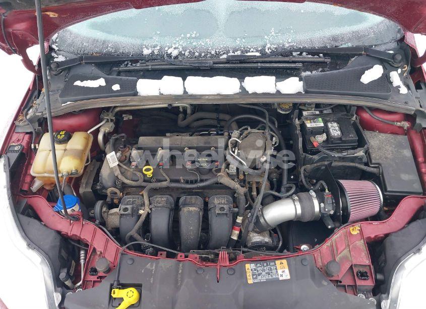 Photo 10 of 2014 Ford Focus SE (VIN 1FADP3K28EL310390)