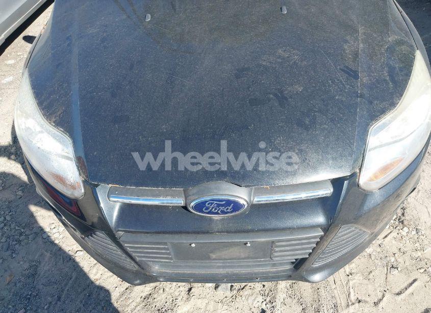 Photo 6 of 2014 Ford Focus SE (VIN 1FADP3K28EL312656)