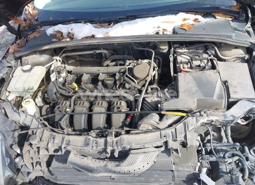 Photo 10 of 2014 Ford Focus SE (VIN 1FADP3K28EL369567)