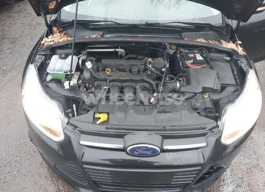 Photo 10 of 2014 Ford Focus SE (VIN 1FADP3K28EL370489)