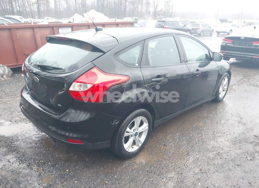 Photo 4 of 2014 Ford Focus SE (VIN 1FADP3K28EL370489)