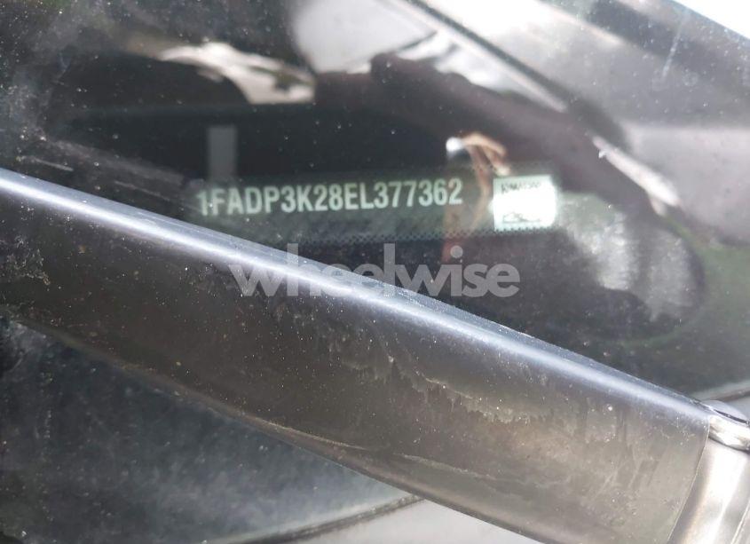 Photo 9 of 2014 Ford Focus SE (VIN 1FADP3K28EL377362)