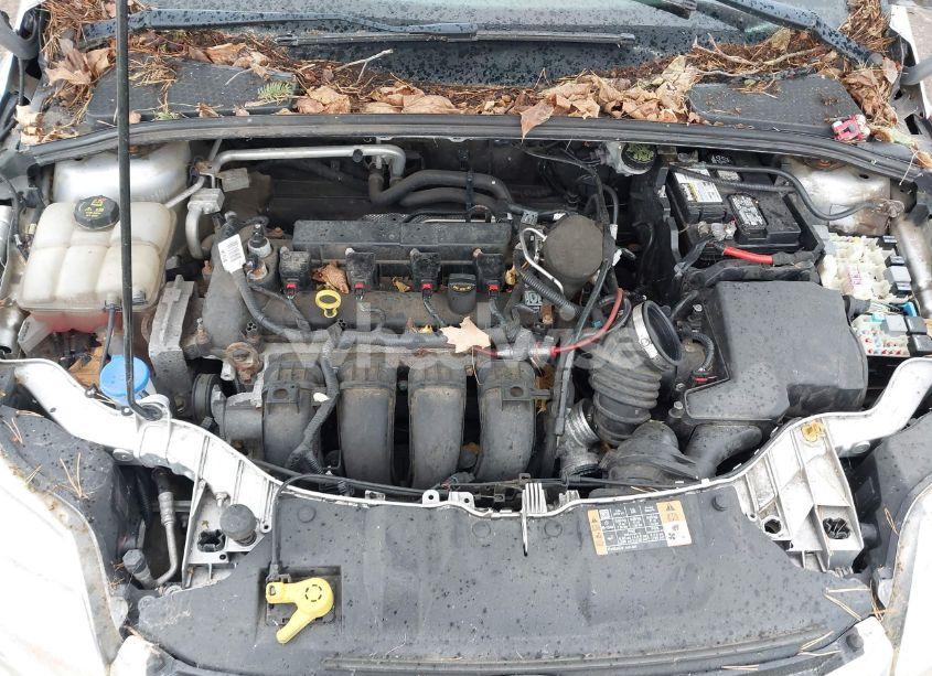 Photo 10 of 2014 Ford Focus SE (VIN 1FADP3K28EL404592)