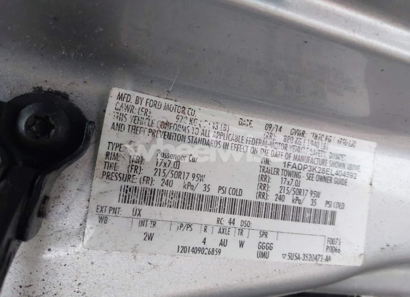 Photo 9 of 2014 Ford Focus SE (VIN 1FADP3K28EL404592)