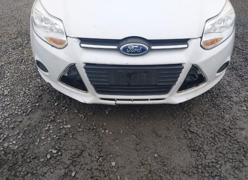 Photo 6 of 2014 Ford Focus SE (VIN 1FADP3K28EL408240)