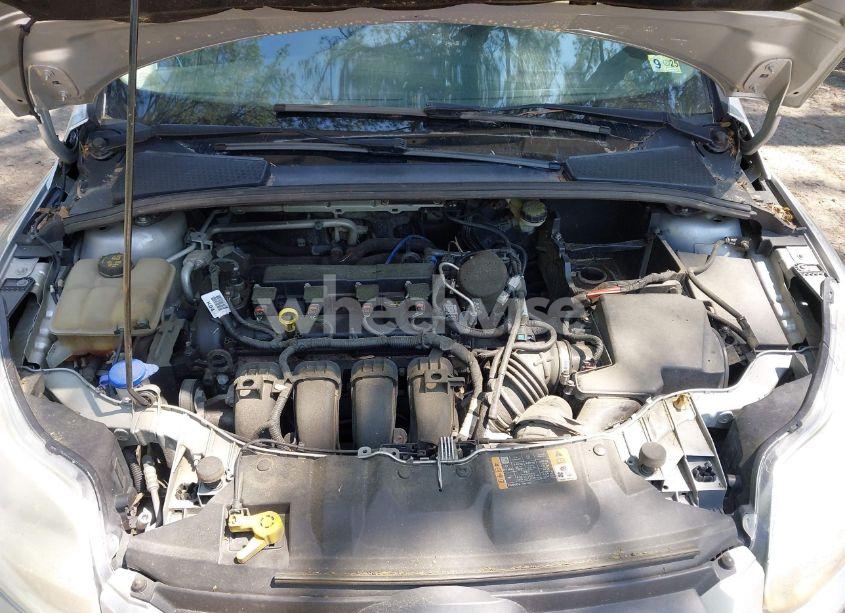 Photo 10 of 2014 Ford Focus SE (VIN 1FADP3K28EL409033)