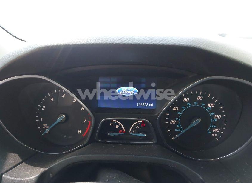 Photo 7 of 2014 Ford Focus SE (VIN 1FADP3K28EL409033)