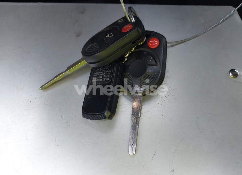 Photo 11 of 2014 Ford Focus SE (VIN 1FADP3K28EL410280)