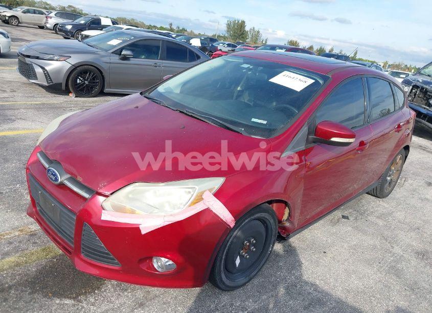 Photo 6 of 2014 Ford Focus SE (VIN 1FADP3K28EL410280)