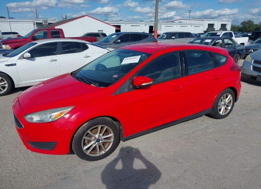Photo 2 of 2015 Ford Focus (VIN 1FADP3K28FL223445)