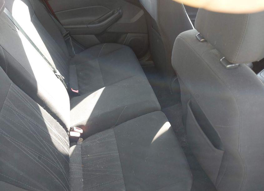 Photo 8 of 2015 Ford Focus (VIN 1FADP3K28FL223445)