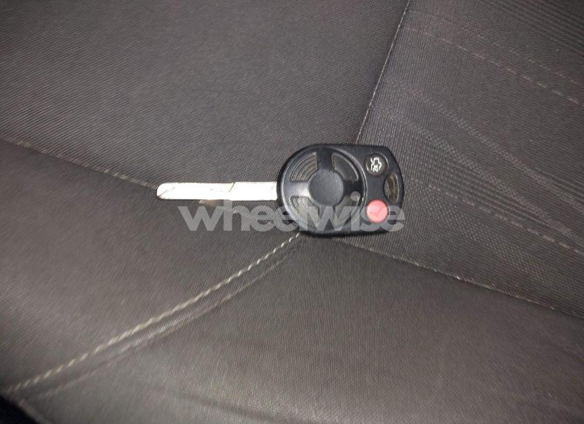 Photo 10 of 2015 Ford Focus SE (VIN 1FADP3K28FL264853)