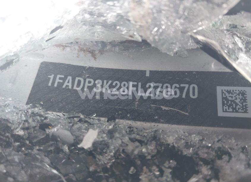 Photo 9 of 2015 Ford Focus SE (VIN 1FADP3K28FL270670)