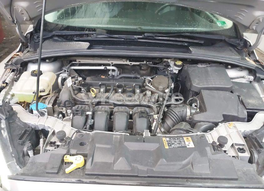 Photo 10 of 2015 Ford Focus SE (VIN 1FADP3K28FL286447)