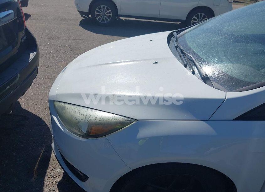 Photo 6 of 2015 Ford Focus SE (VIN 1FADP3K28FL287307)