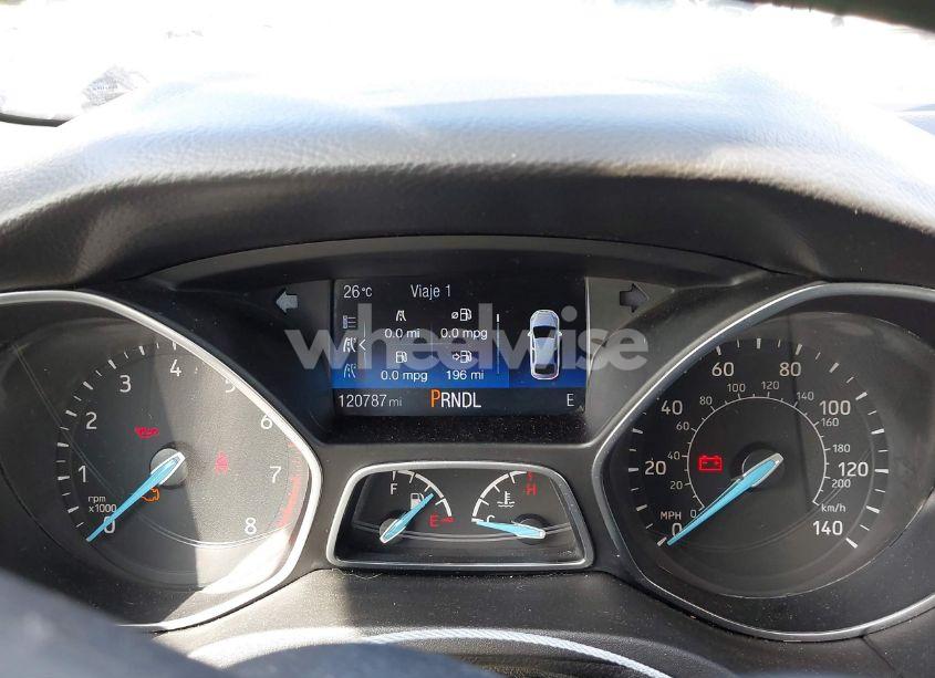 Photo 7 of 2015 Ford Focus SE (VIN 1FADP3K28FL307328)