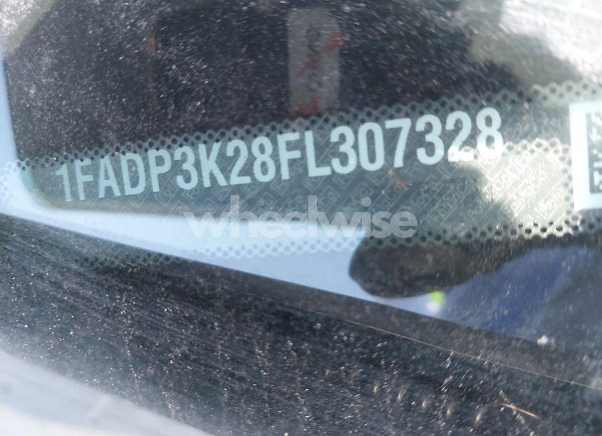 Photo 9 of 2015 Ford Focus SE (VIN 1FADP3K28FL307328)