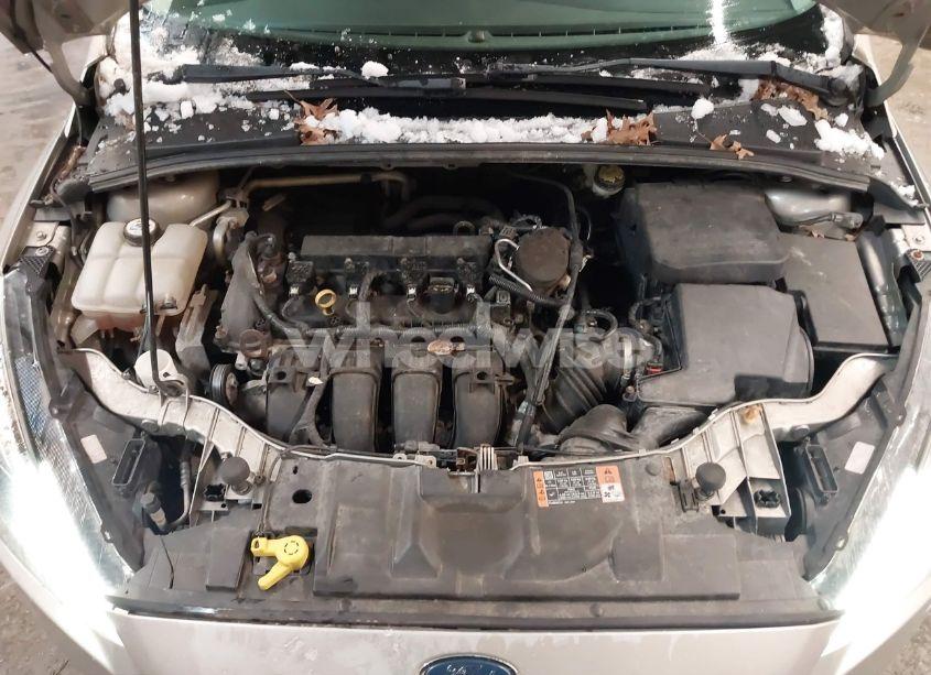 Photo 10 of 2015 Ford Focus SE (VIN 1FADP3K28FL336117)