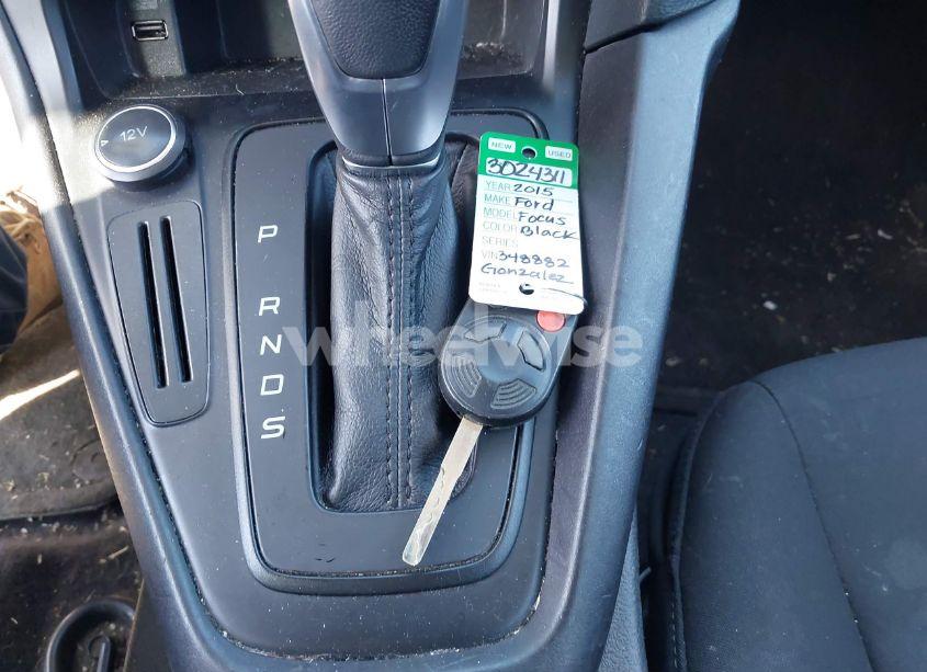 Photo 11 of 2015 Ford Focus SE (VIN 1FADP3K28FL348882)