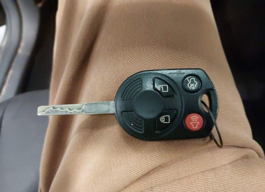 Photo 11 of 2015 Ford Focus SE (VIN 1FADP3K28FL351393)