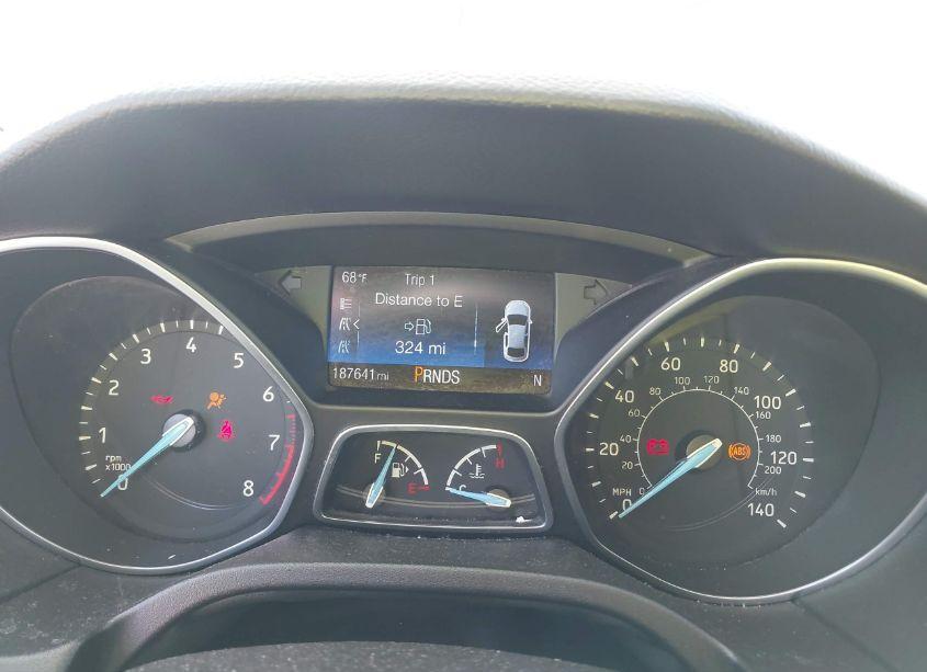 Photo 7 of 2015 Ford Focus SE (VIN 1FADP3K28FL364760)