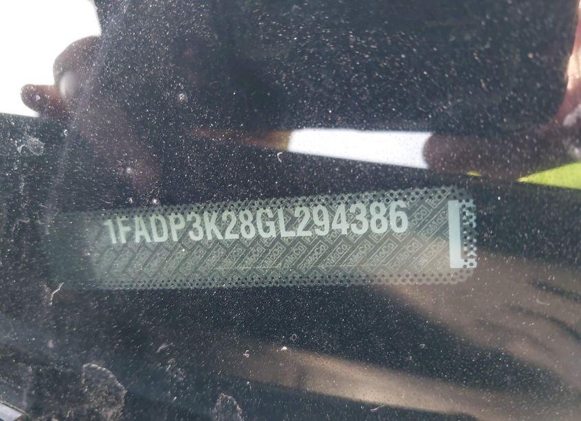 Photo 9 of 2016 Ford Focus SE (VIN 1FADP3K28GL294386)