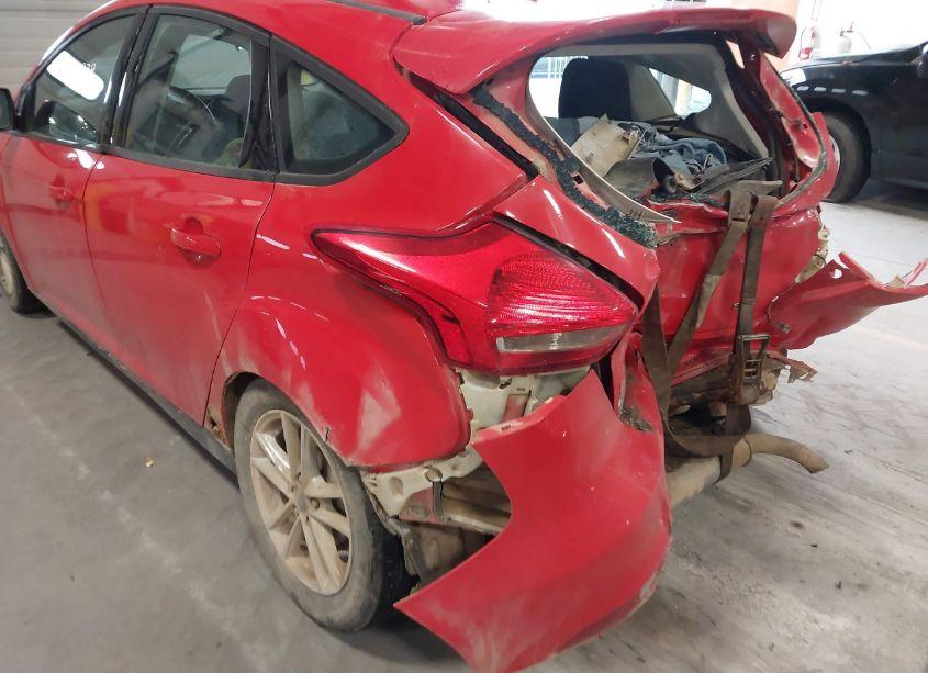 Photo 6 of 2016 Ford Focus SE (VIN 1FADP3K28GL301966)