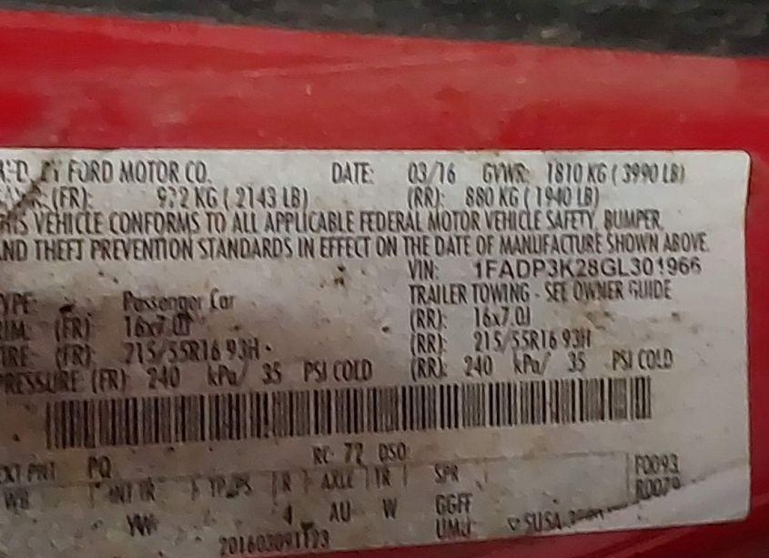 Photo 9 of 2016 Ford Focus SE (VIN 1FADP3K28GL301966)