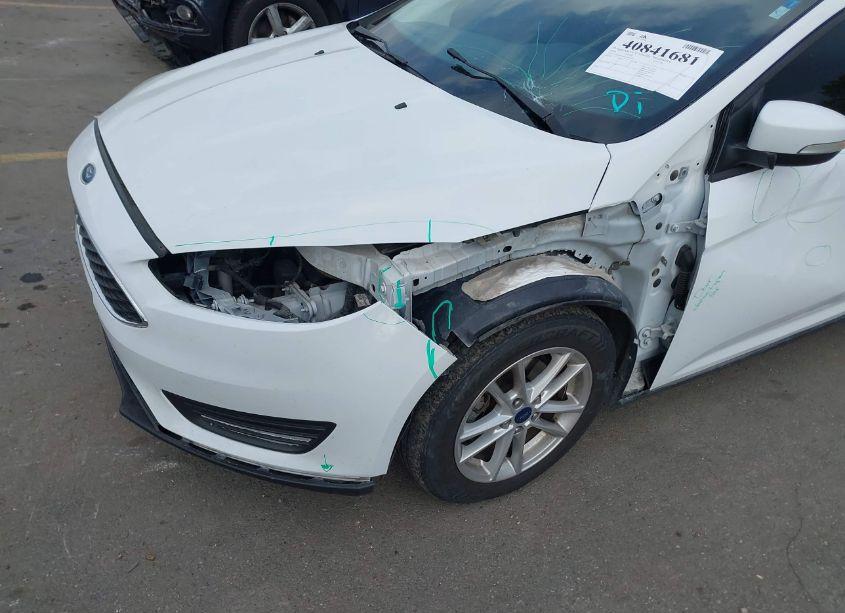 Photo 6 of 2016 Ford Focus SE (VIN 1FADP3K28GL344719)