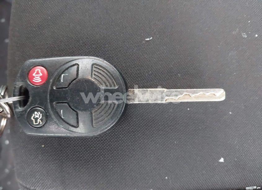 Photo 11 of 2016 Ford Focus SE (VIN 1FADP3K28GL351962)