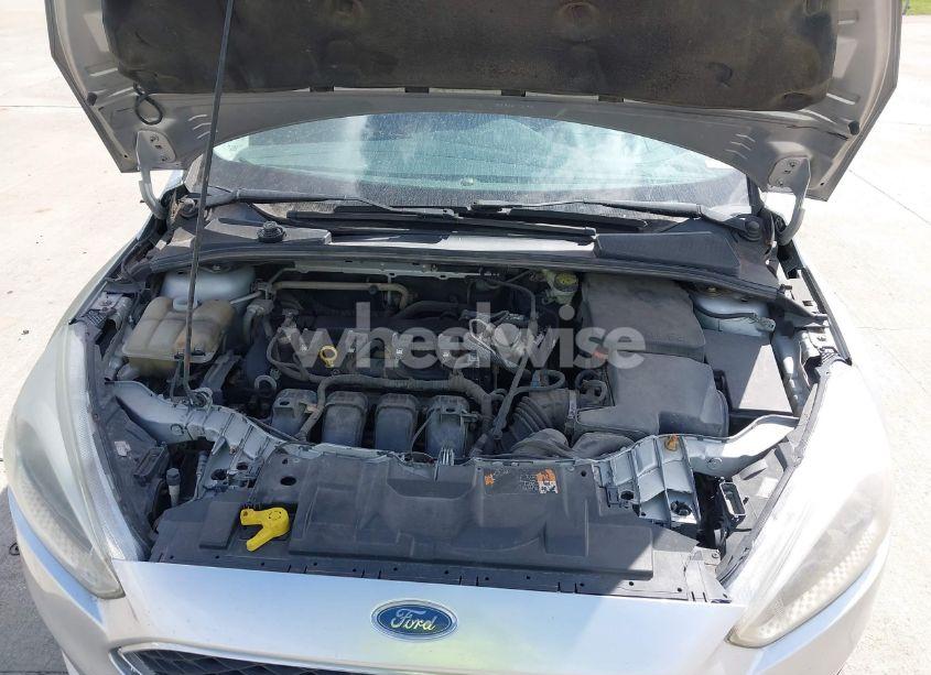 Photo 10 of 2016 Ford Focus SE (VIN 1FADP3K28GL381088)