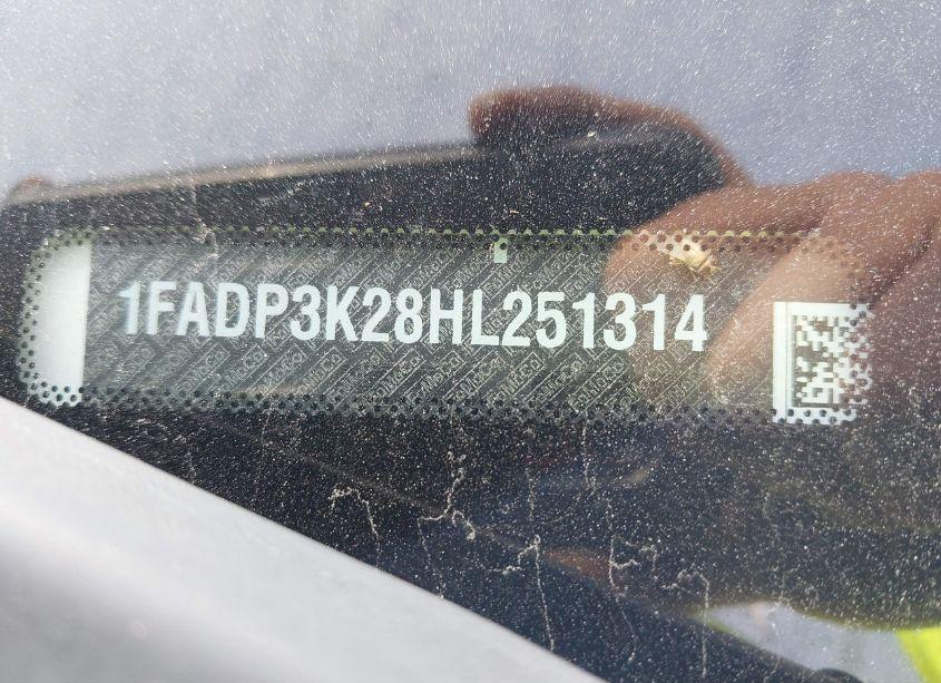 Photo 9 of 2017 Ford Focus SE (VIN 1FADP3K28HL251314)