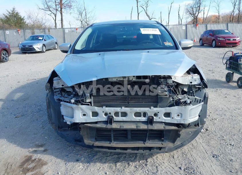 Photo 12 of 2017 Ford Focus SE (VIN 1FADP3K28HL338520)