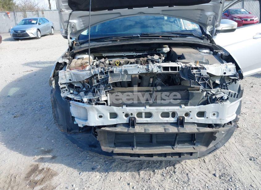 Photo 6 of 2017 Ford Focus SE (VIN 1FADP3K28HL338520)