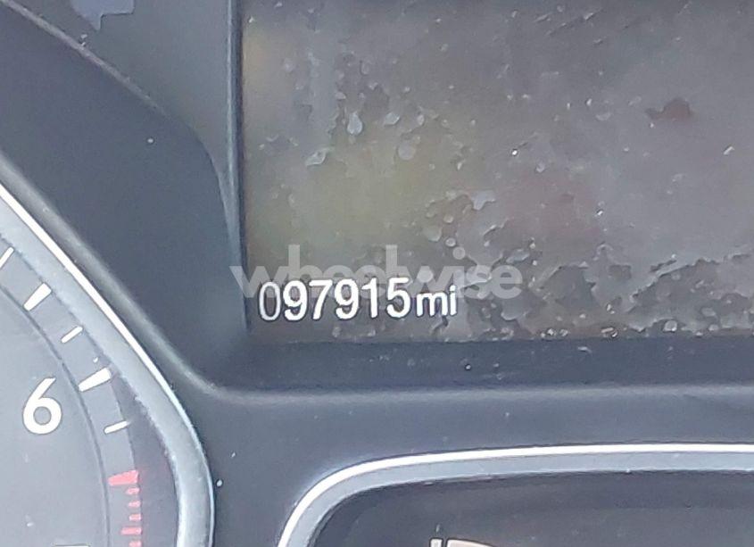 Photo 15 of 2018 Ford Focus SE (VIN 1FADP3K28JL210283)