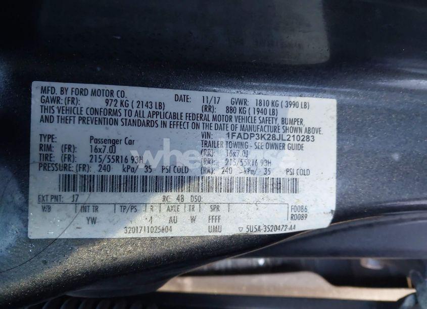 Photo 9 of 2018 Ford Focus SE (VIN 1FADP3K28JL210283)