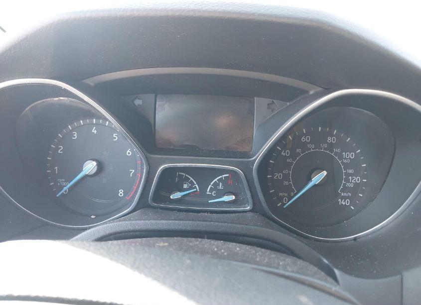 Photo 15 of 2018 Ford Focus SE (VIN 1FADP3K28JL281905)