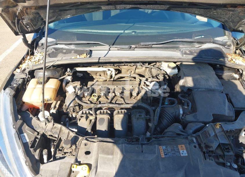 Photo 10 of 2018 Ford Focus SE (VIN 1FADP3K28JL283475)