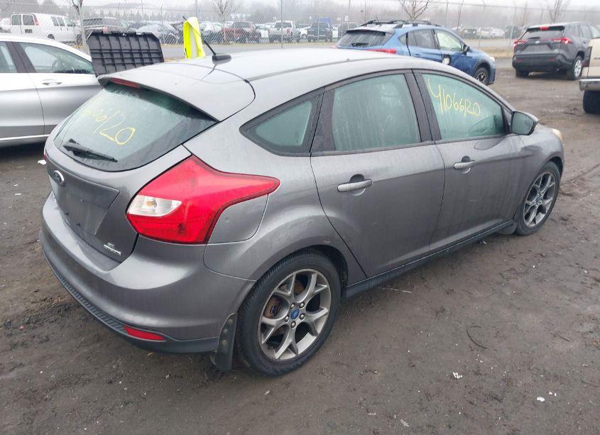Photo 4 of 2013 Ford Focus SE (VIN 1FADP3K29DL105725)