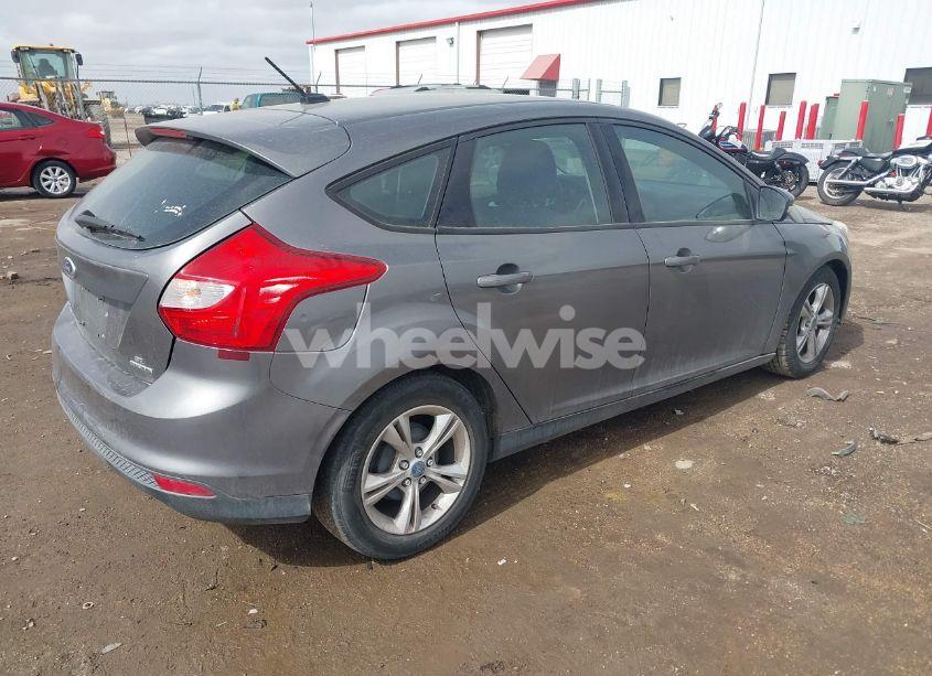 Photo 4 of 2013 Ford Focus SE (VIN 1FADP3K29DL115915)