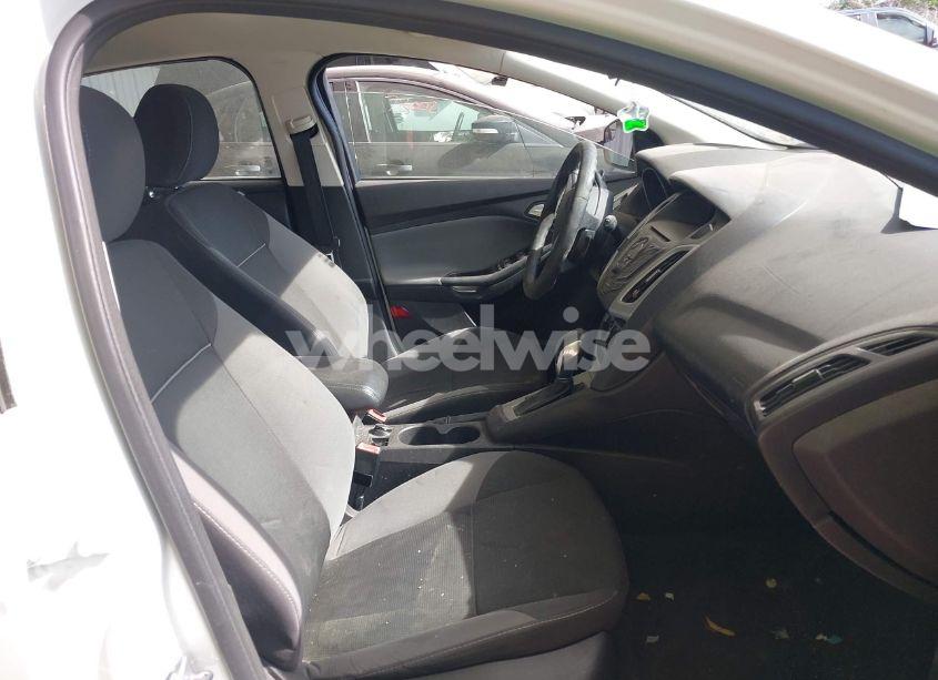 Photo 5 of 2013 Ford Focus SE (VIN 1FADP3K29DL116708)