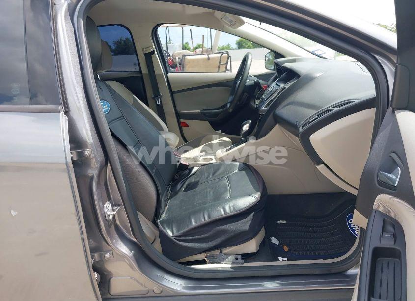 Photo 5 of 2013 Ford Focus SE (VIN 1FADP3K29DL125280)