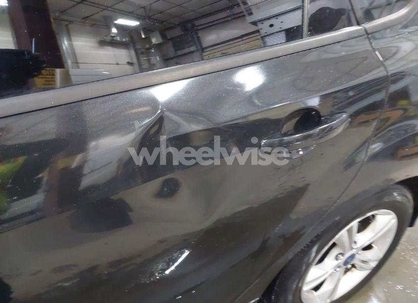 Photo 19 of 2013 Ford Focus SE (VIN 1FADP3K29DL152706)