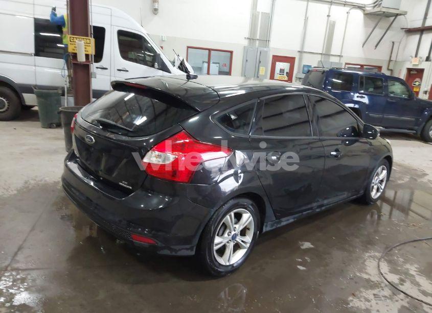 Photo 4 of 2013 Ford Focus SE (VIN 1FADP3K29DL152706)