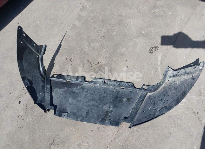 Photo 12 of 2013 Ford Focus SE (VIN 1FADP3K29DL157601)