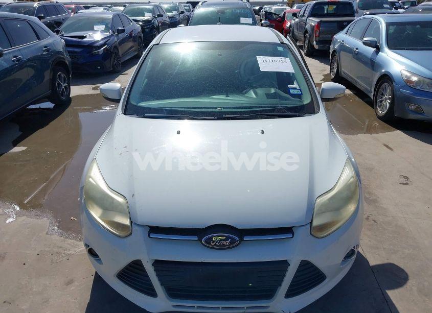 Photo 13 of 2013 Ford Focus SE (VIN 1FADP3K29DL157601)