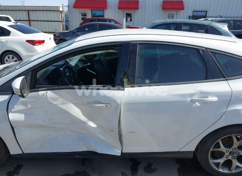 Photo 15 of 2013 Ford Focus SE (VIN 1FADP3K29DL157601)