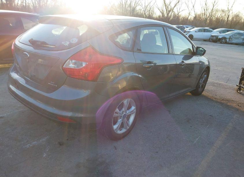 Photo 4 of 2013 Ford Focus SE (VIN 1FADP3K29DL176553)