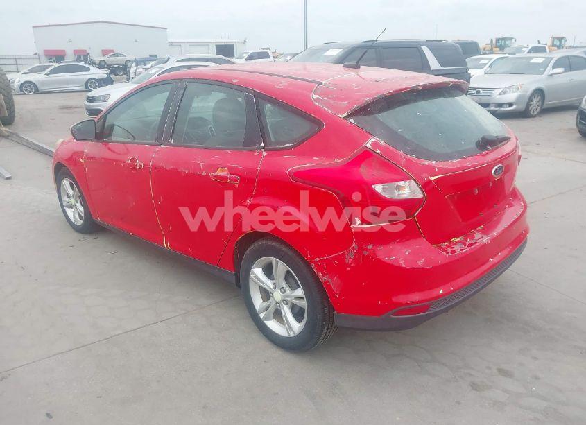 Photo 3 of 2013 Ford Focus SE (VIN 1FADP3K29DL204383)