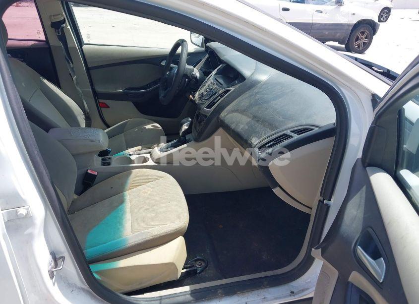 Photo 5 of 2013 Ford Focus SE (VIN 1FADP3K29DL209650)